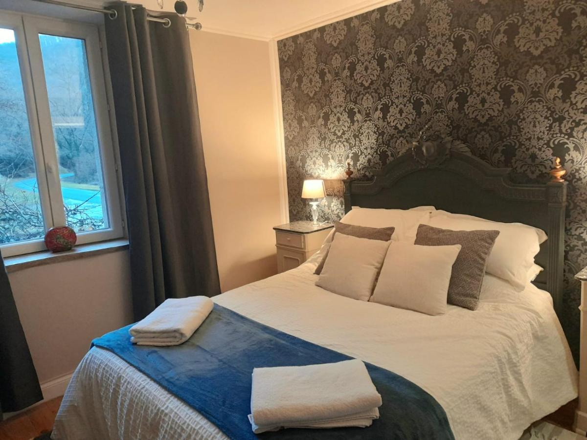 Les Roches Chambre D'Hotes Servant Exteriér fotografie